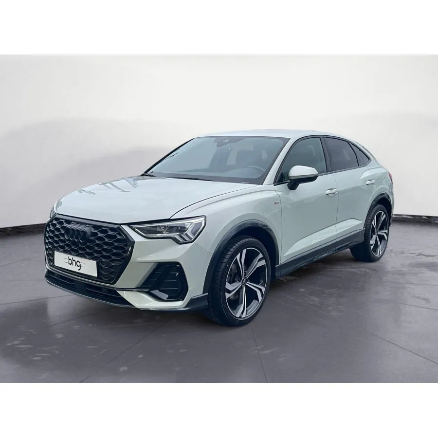 Audi Q3, 2023, АКПП, пробег 51536 км
