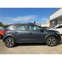 Dacia Sandero, 2023, МКПП, пробег 5146 км