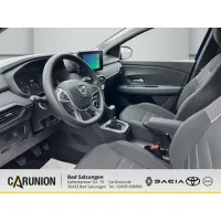 Dacia Sandero, 2023, МКПП, пробег 16050 км