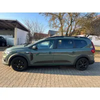 Dacia Jogger, 2023, МКПП, пробег 70000 км