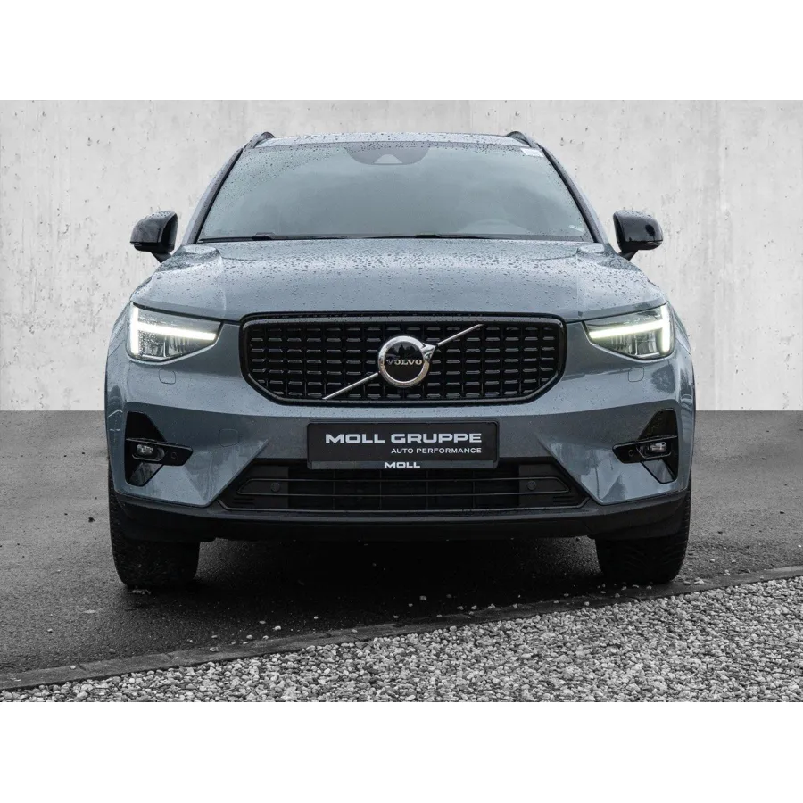 Volvo XC40, 2022, АКПП, пробег 37346 км