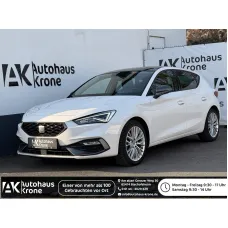 Seat Leon, 2022, МКПП, пробег 74300 км Seat Leon, 2022, МКПП, пробег 74300 км