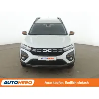 Dacia Jogger, 2023, МКПП, пробег 24726 км