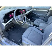 Volkswagen Golf, 2022, МКПП, пробег 35600 км