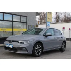 Volkswagen Golf, 2022, МКПП, пробег 47200 км Volkswagen Golf, 2022, МКПП, пробег 47200 км