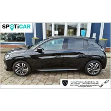 Peugeot 208, 2023, МКПП, пробег 33850 км