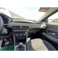 Dacia Sandero, 2023, МКПП, пробег 16201 км
