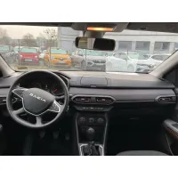 Dacia Sandero, 2023, МКПП, пробег 16201 км