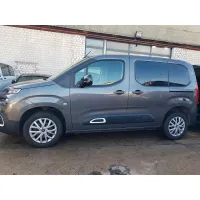 Citroën Berlingo, 2023, МКПП, пробег 33400 км