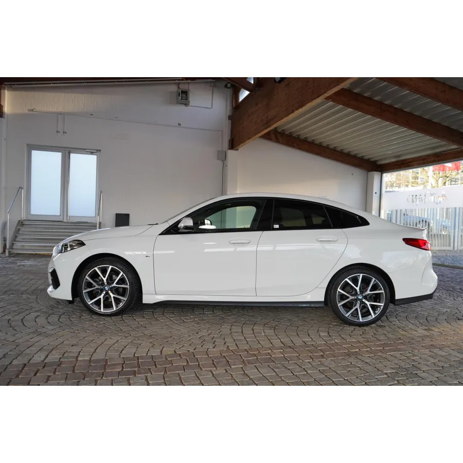 BMW 218, 2023, АКПП, пробег 24005 км