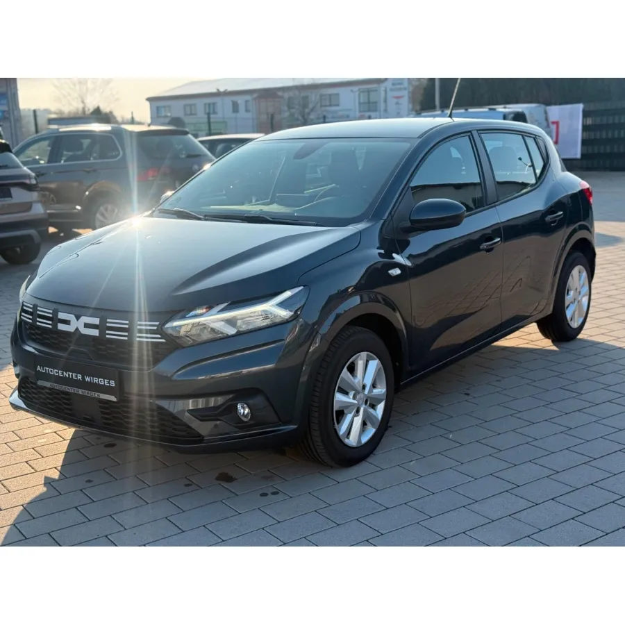 Dacia Sandero, 2023, АКПП, пробег 29800 км