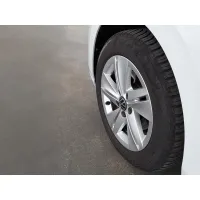 Volkswagen Golf, 2023, МКПП, пробег 34650 км