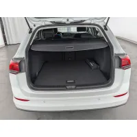 Volkswagen Golf, 2023, МКПП, пробег 34650 км