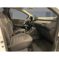 Dacia Sandero, 2023, МКПП, пробег 30409 км