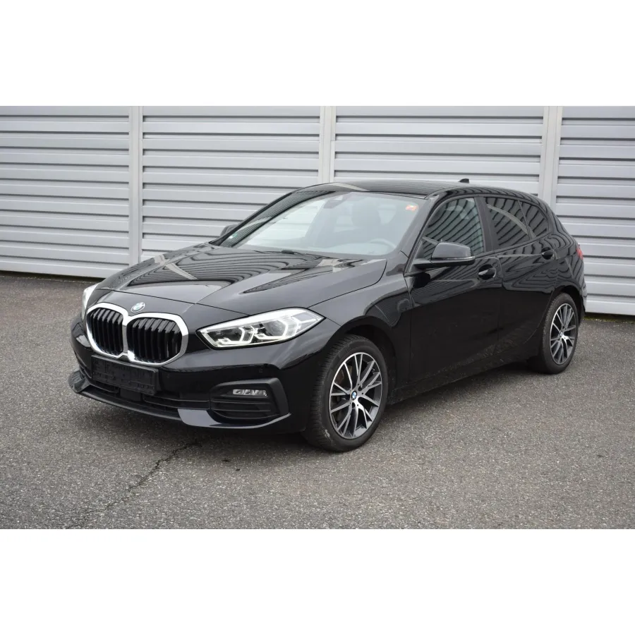 BMW 118, 2023, МКПП, пробег 33975 км