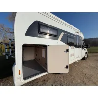 Автодом Hobby V65, 2018, МКПП, пробег 66000 км