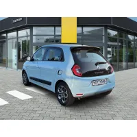 Renault Twingo, 2023, МКПП, пробег 19500 км
