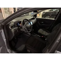 Dacia Duster, 2023, МКПП, пробег 6610 км