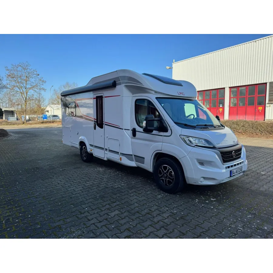 Автодом LMC Tourer, 2024, АКПП, пробег 24750 км