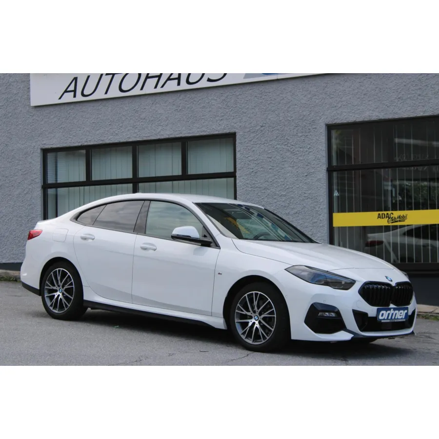 BMW 218, 2023, АКПП, пробег 32000 км