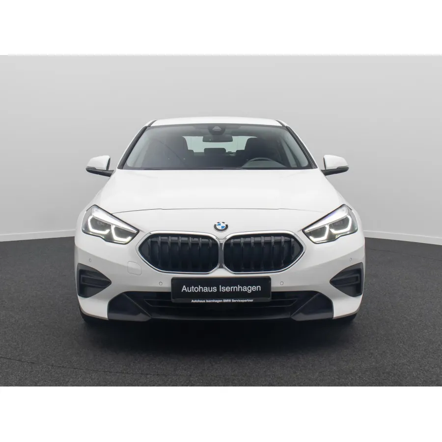 BMW 216, 2022, АКПП, пробег 69124 км