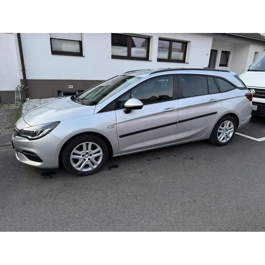 Opel Astra, 2020, МКПП, пробег 73000 км