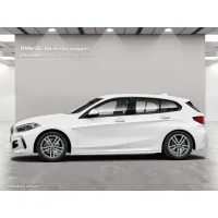 BMW 118, 2023, МКПП, пробег 15402 км