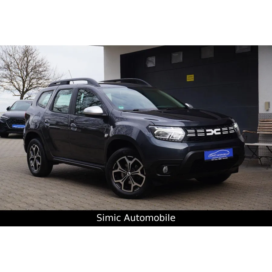 Dacia Duster, 2023, МКПП, пробег 35000 км