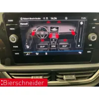 Volkswagen T-Roc, 2023, МКПП, пробег 9194 км