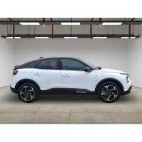 Citroën C4, 2023, МКПП, пробег 23400 км