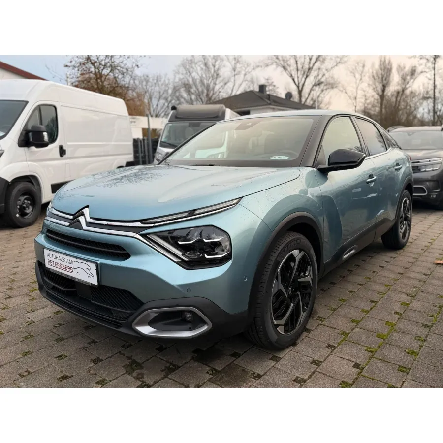 Citroën C4, 2023, МКПП, пробег 34200 км