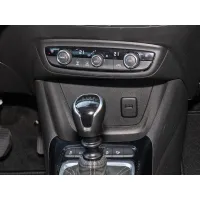 Opel Crossland, 2023, МКПП, пробег 38292 км