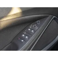 Opel Crossland, 2023, МКПП, пробег 18325 км