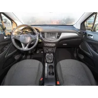 Opel Crossland, 2023, МКПП, пробег 18325 км