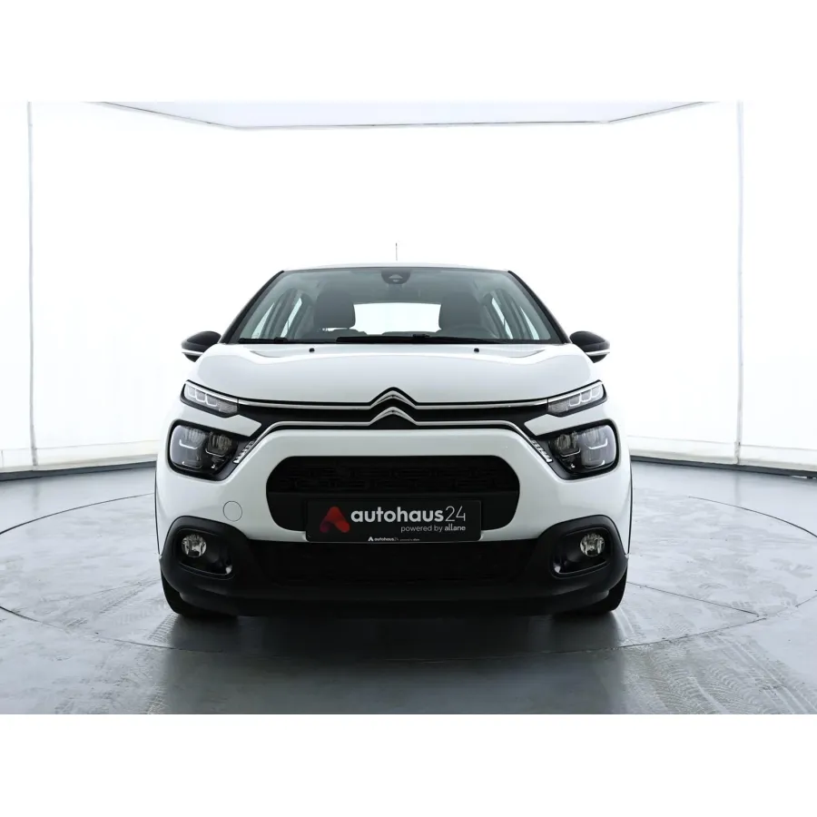 Citroën C3, 2022, МКПП, пробег 9030 км