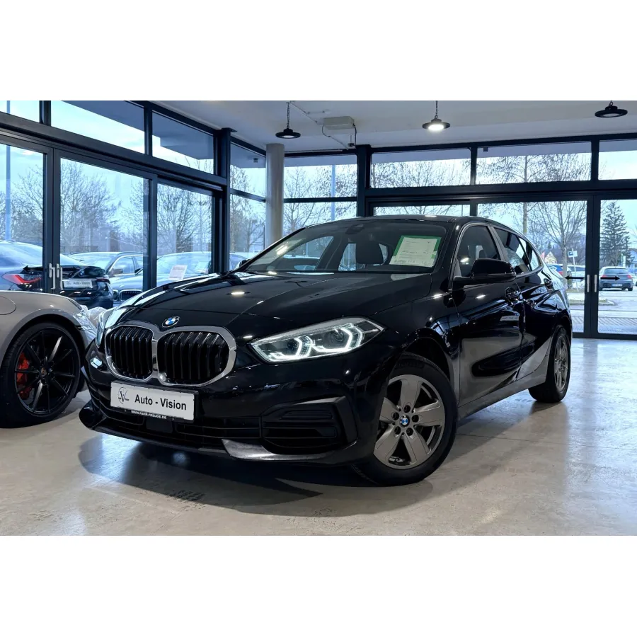 BMW 116, 2022, АКПП, пробег 52165 км