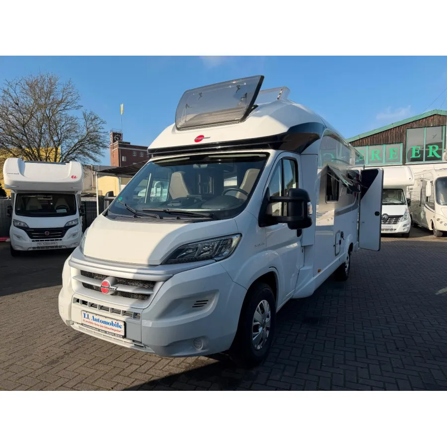 Автодом Bürstner Ixeo, 2016, МКПП, пробег 72000 км