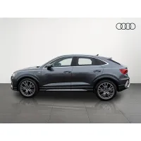 Audi Q3, 2023, МКПП, пробег 34900 км