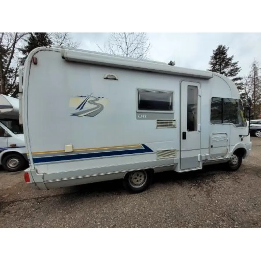 Автодом Bürstner Fiat, 2002, МКПП, пробег 2160003 км