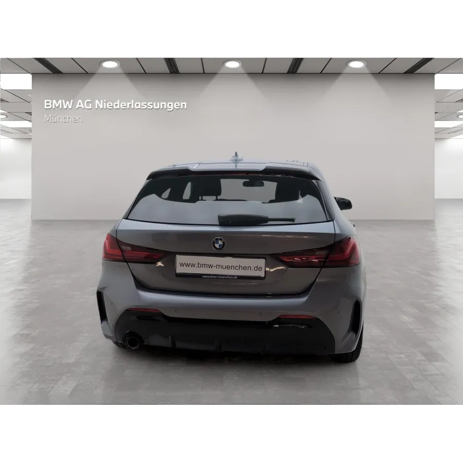 BMW 118, 2023, АКПП, пробег 43093 км