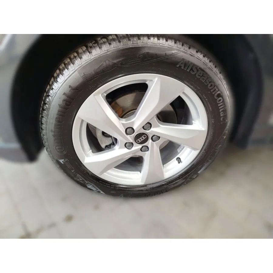 Audi Q3, 2022, МКПП, пробег 47181 км