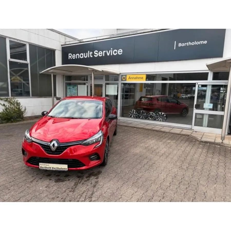 Renault Clio, 2022, АКПП, пробег 16000 км