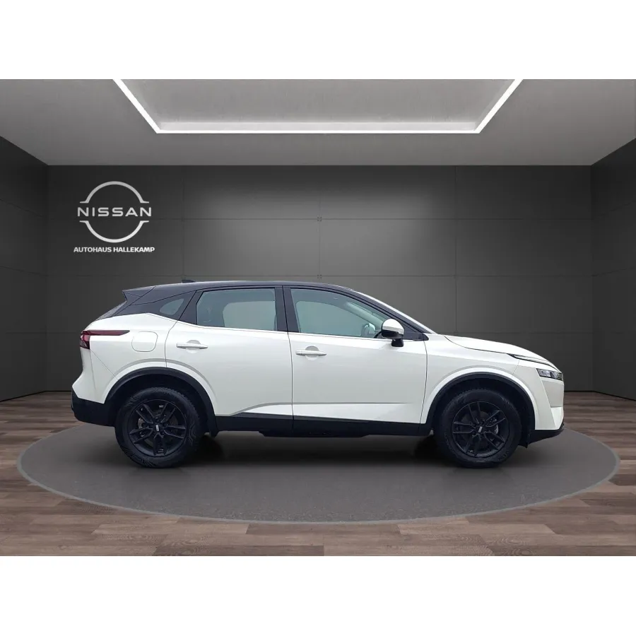 Nissan Qashqai, 2022, МКПП, пробег 23000 км