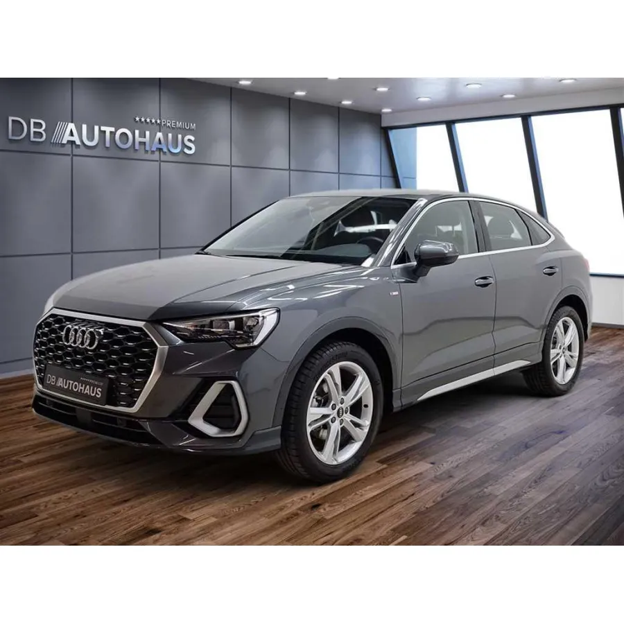 Audi Q3, 2022, МКПП, пробег 34006 км