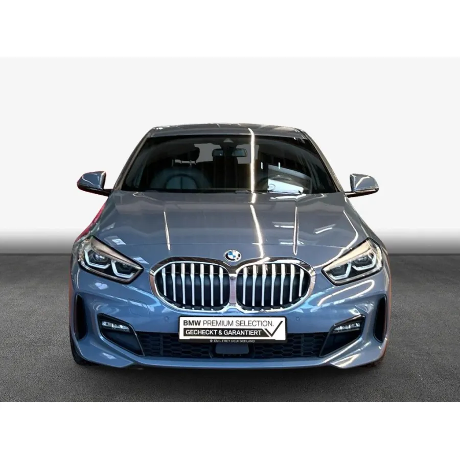 BMW 118, 2023, МКПП, пробег 85318 км