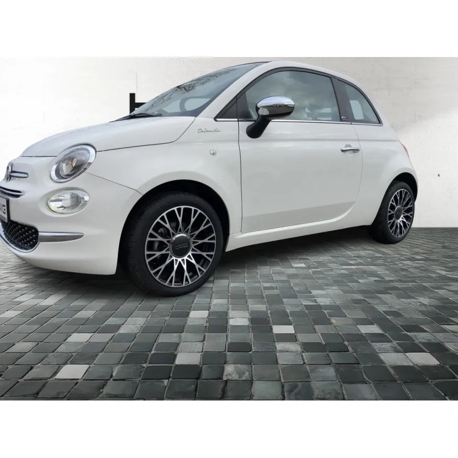 Fiat 500C, 2023, МКПП, пробег 7040 км