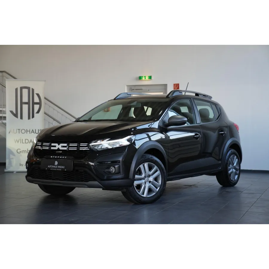 Dacia Sandero, 2023, АКПП, пробег 28301 км