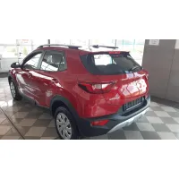 Kia Stonic, 2023, МКПП, пробег 1650 км