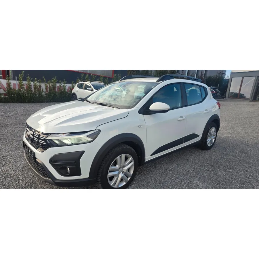 Dacia Sandero, 2023, МКПП, пробег 45600 км