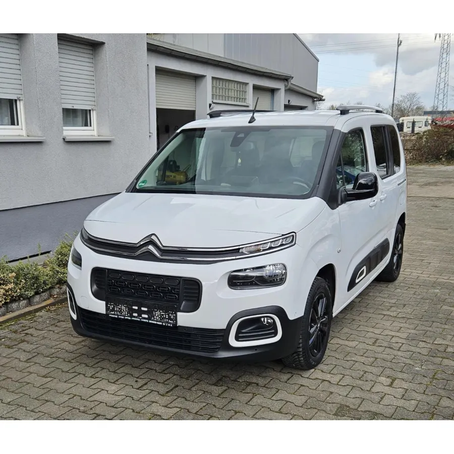 Citroën Berlingo, 2023, МКПП, пробег 83000 км